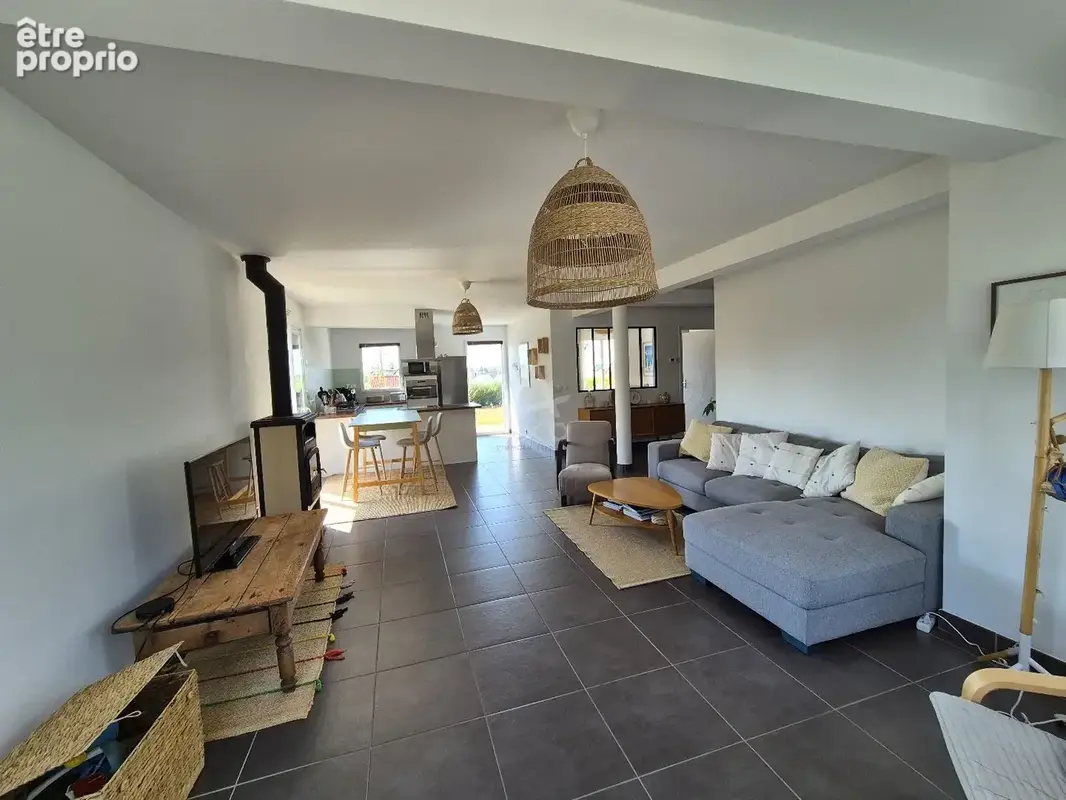 Le charme contemporain sur un écrin paysager de 1 030 m² - photo 5