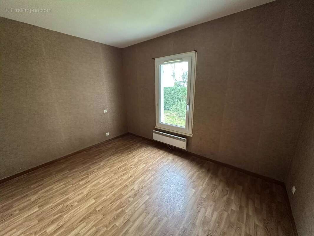 Maison à SAINT-CIERS-SUR-GIRONDE