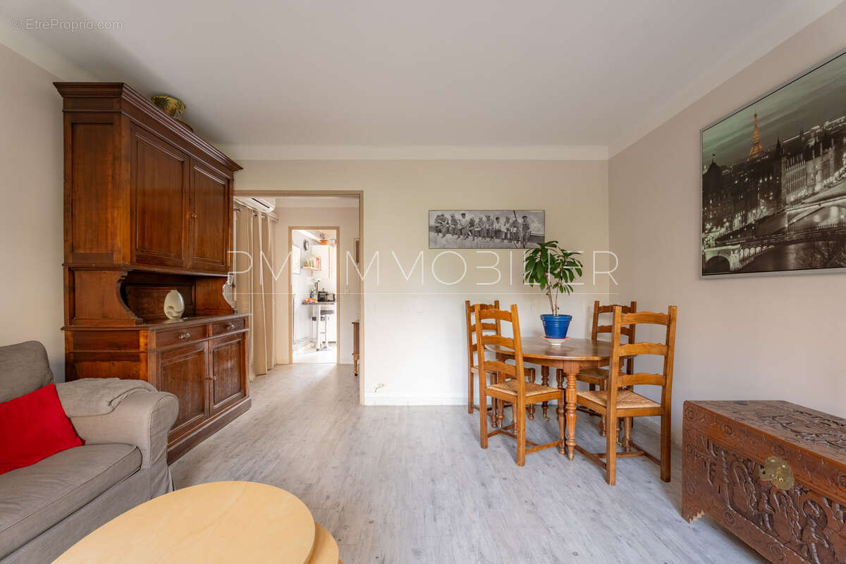 Appartement à AIX-EN-PROVENCE