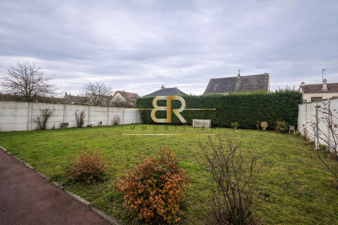 Maison à PONTAULT-COMBAULT