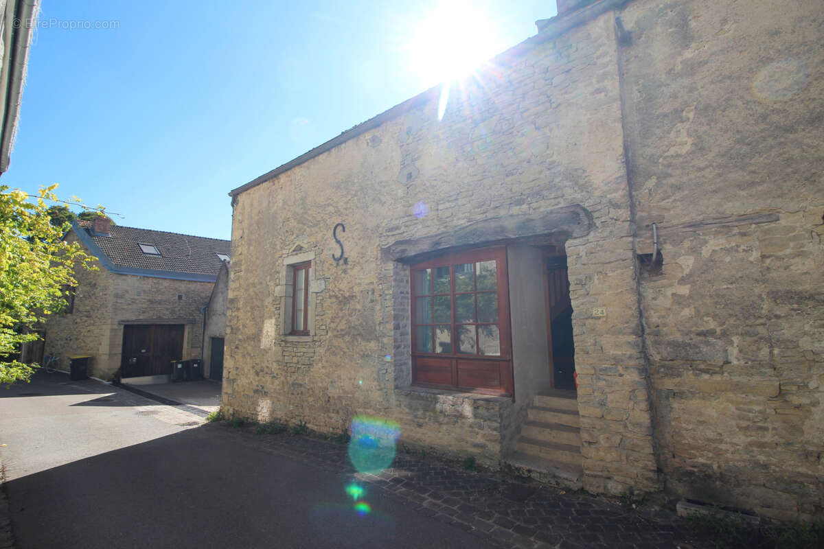 Maison à VILLARS-FONTAINE