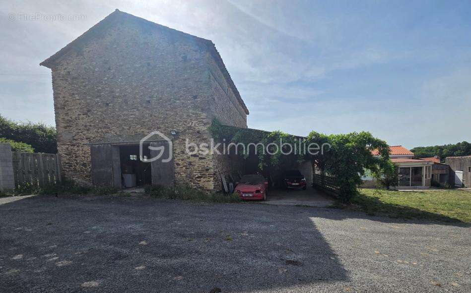 Maison à SCILLE