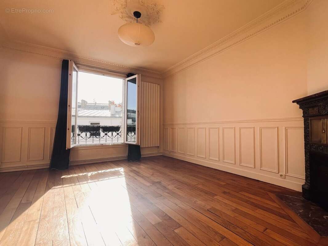 Appartement à PARIS-12E