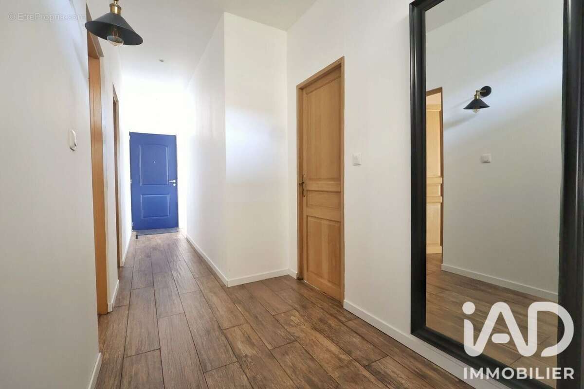 Maison 100 m² à Toulon  - photo 7