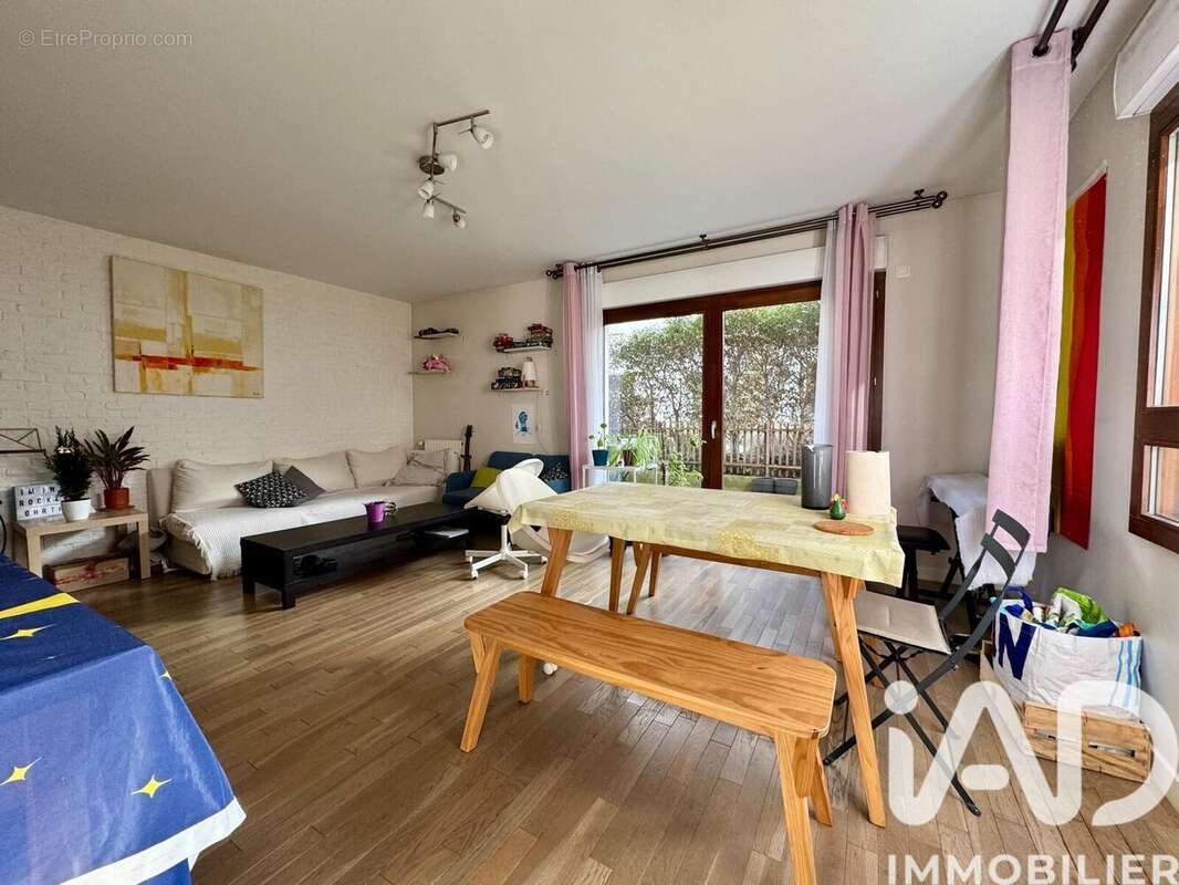 Photo 3 - Appartement à IVRY-SUR-SEINE