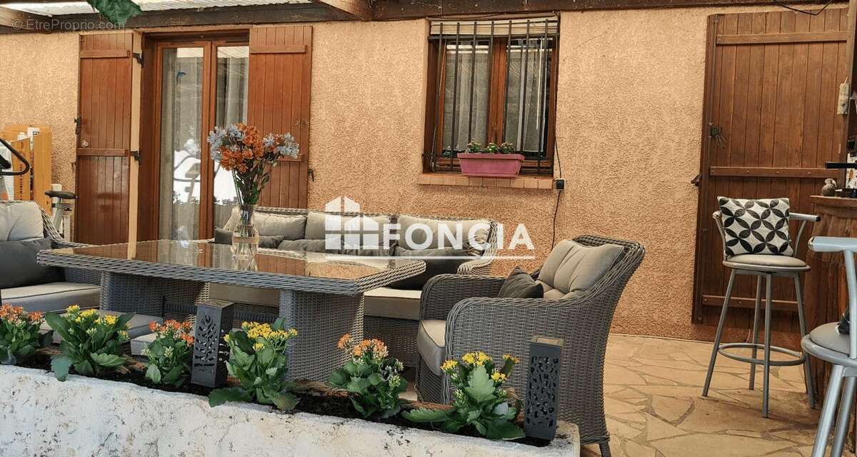 Maison à LA LONDE-LES-MAURES