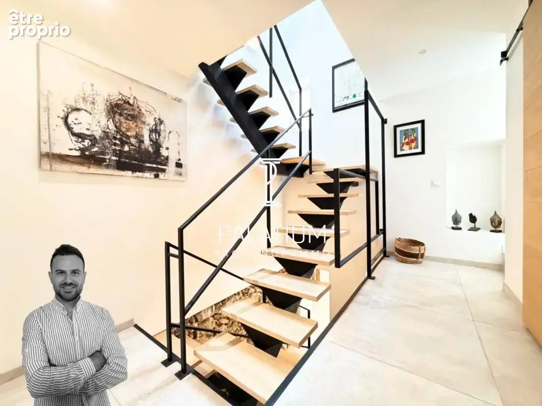 Demeure de caractère de 215 m² – Deux bâtisses des XVIe et XVIIIe, cœur de Grans - photo 17