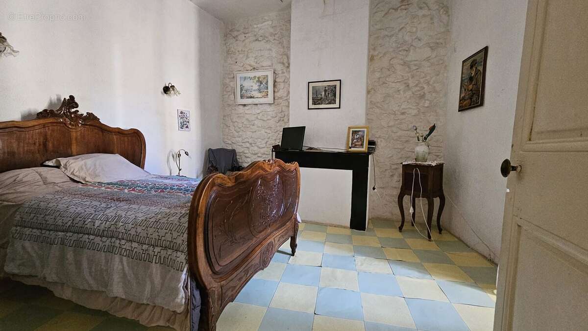 Maison à MONTPEZAT