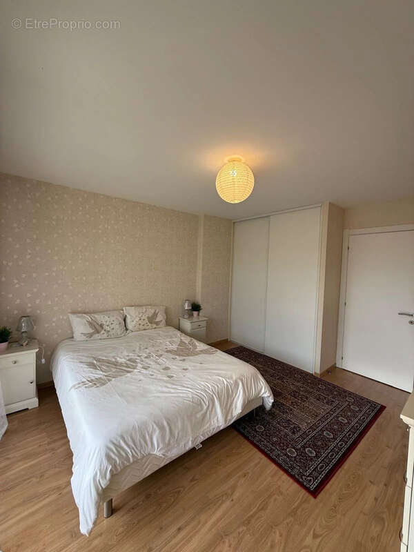 Appartement à CESSY