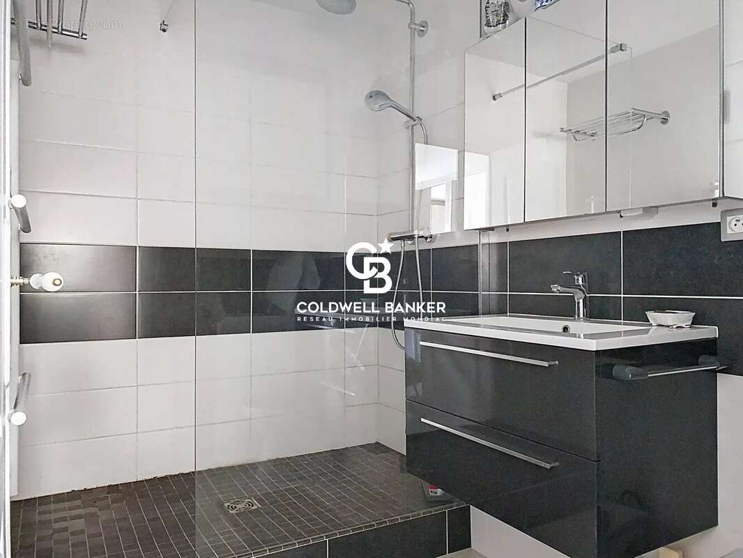 Appartement à SAINTES