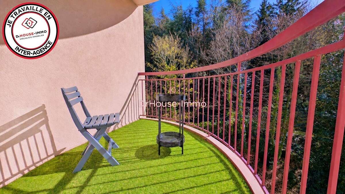 Appartement 78 m² à Saint-Etienne  - photo 20