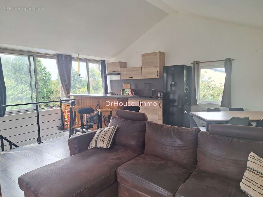 Maison à LA GUIERCHE