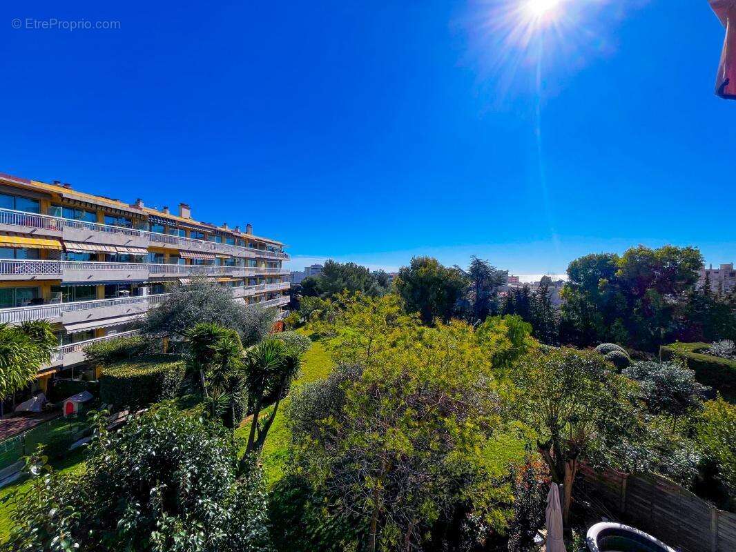 Appartement à CAGNES-SUR-MER