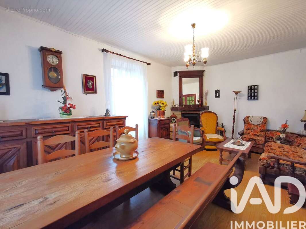 Maison 100 m² à Capdenac  - photo 3