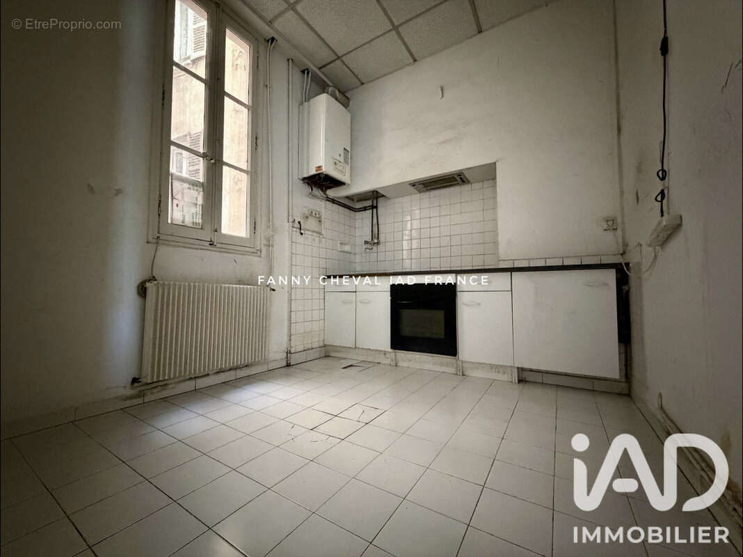 Appartement 71 m² à Toulon  - photo 7