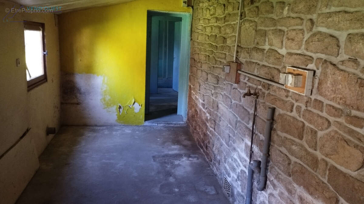 Maison avec dépendances - photo 10