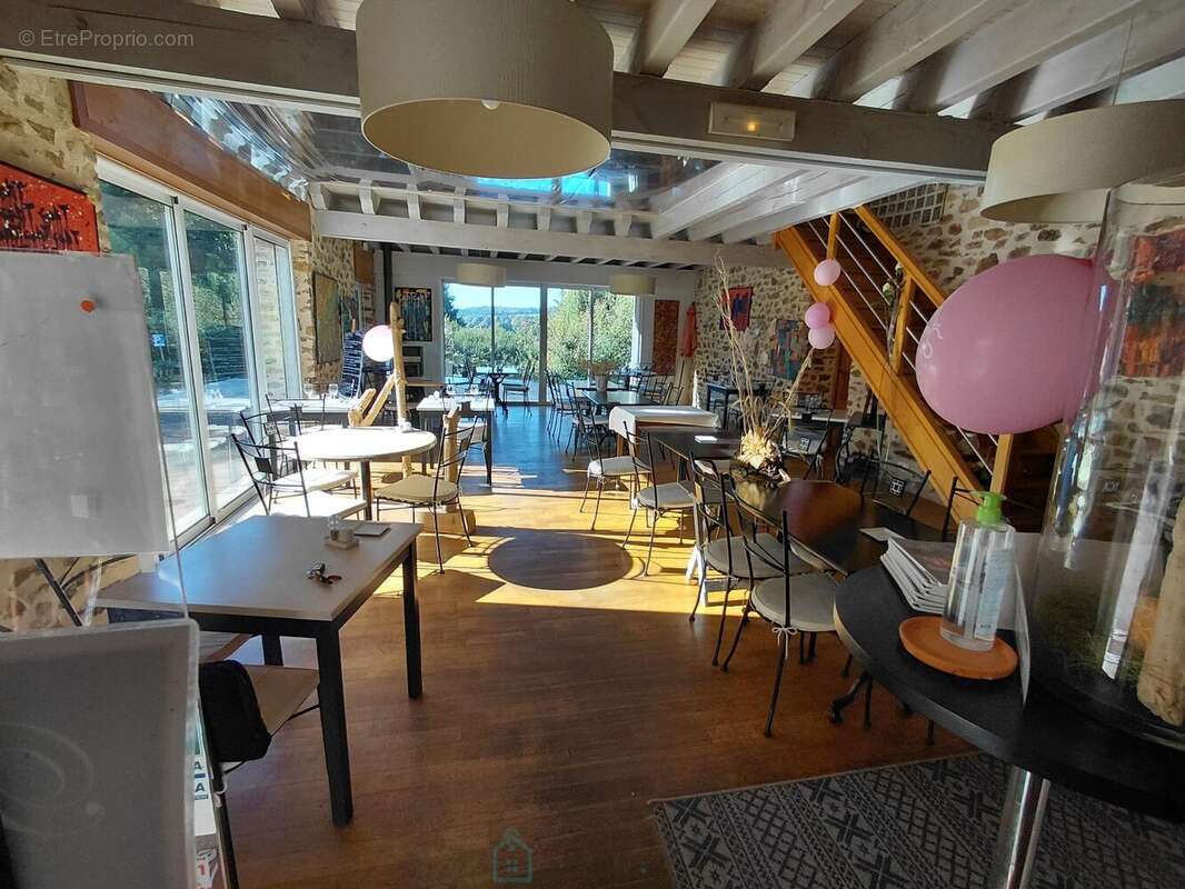 Maison avec activité de restauration gastronomique - photo 6