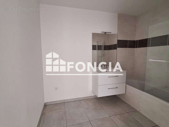 Appartement à SAINT-GENIS-POUILLY