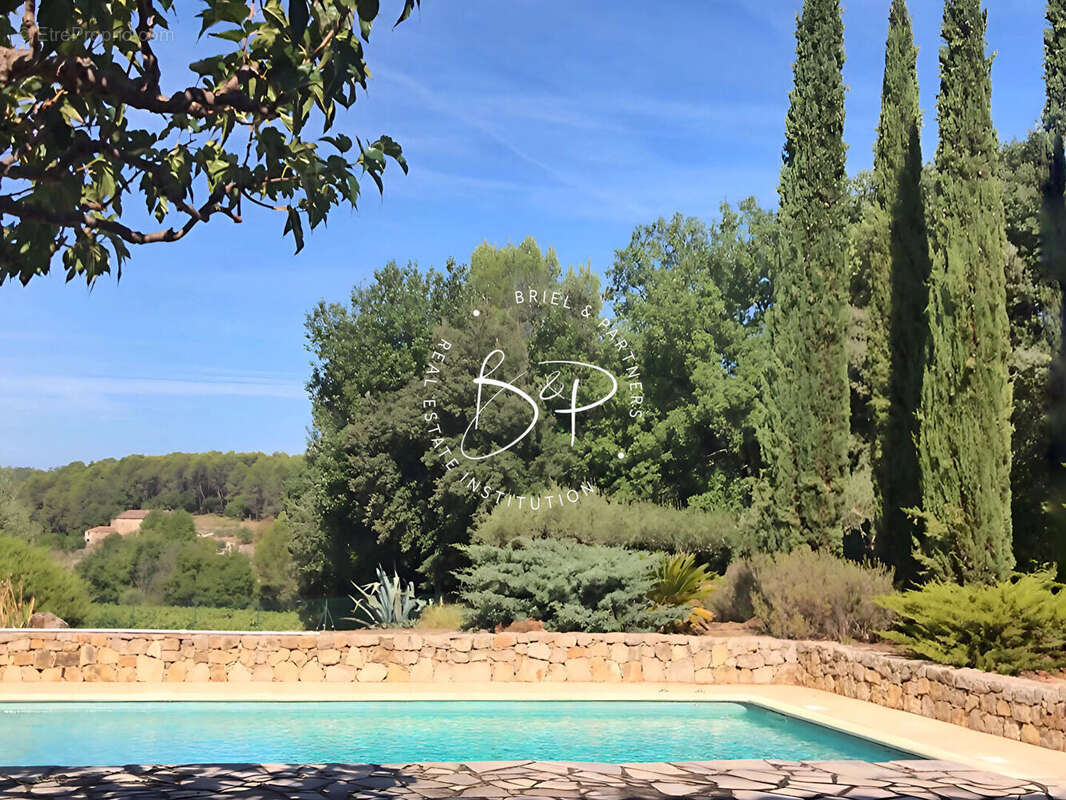 Maison à LORGUES