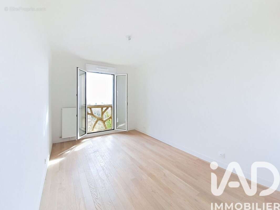 Photo 8 - Appartement à LE PLESSIS-ROBINSON