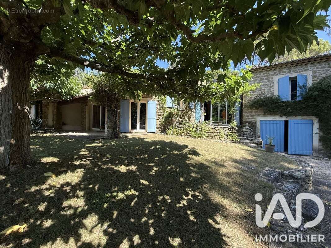 Maison 201 m² à Vaison-La-Romaine  - photo 2