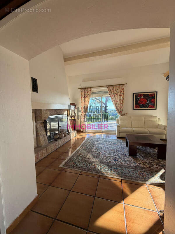 Maison à BEAUMES-DE-VENISE