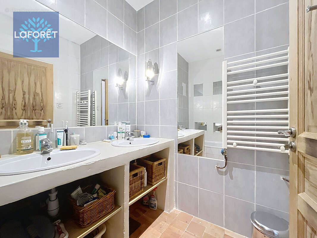 Appartement à LYON-5E