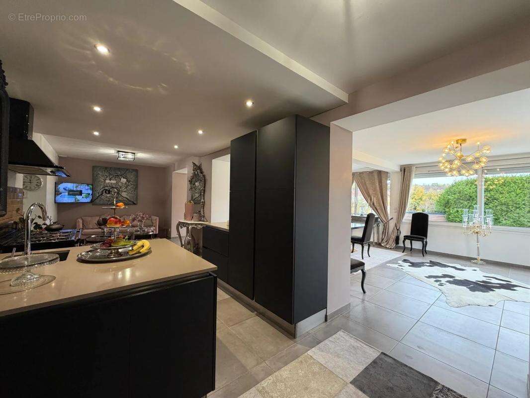 Maison à VILLIERS-SUR-MORIN