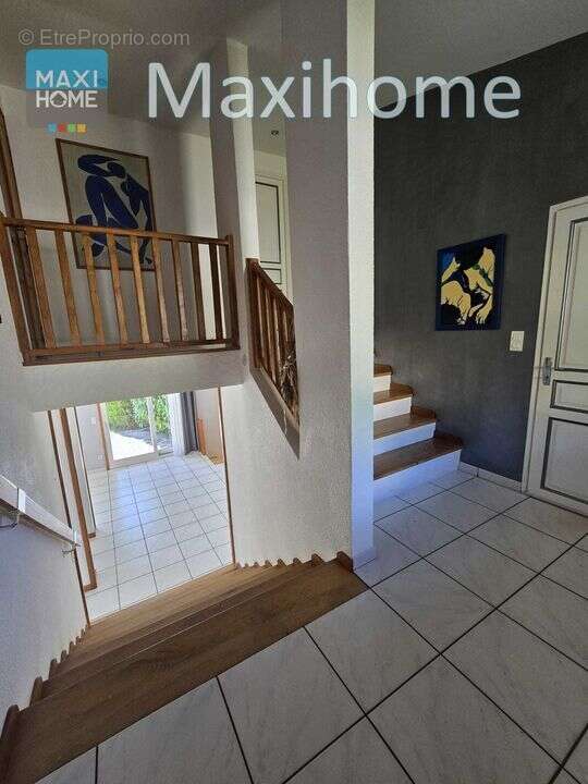 Maison familiale lumineuse avec beau jardin et  potentiel - photo 11
