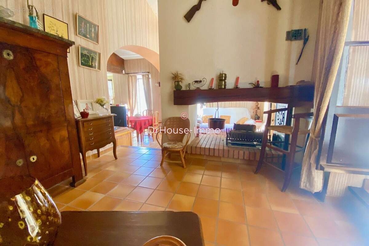 Maison à CAVANAC
