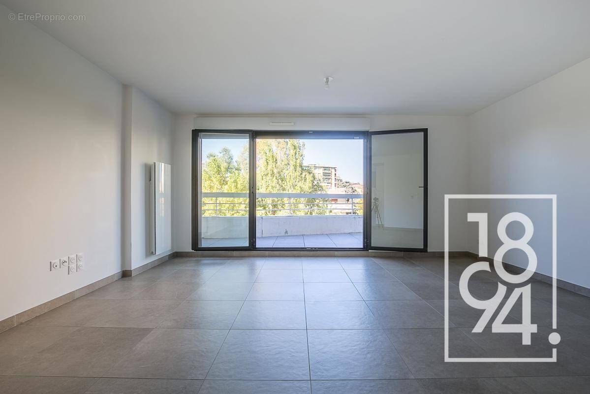 Appartement à MARSEILLE-8E