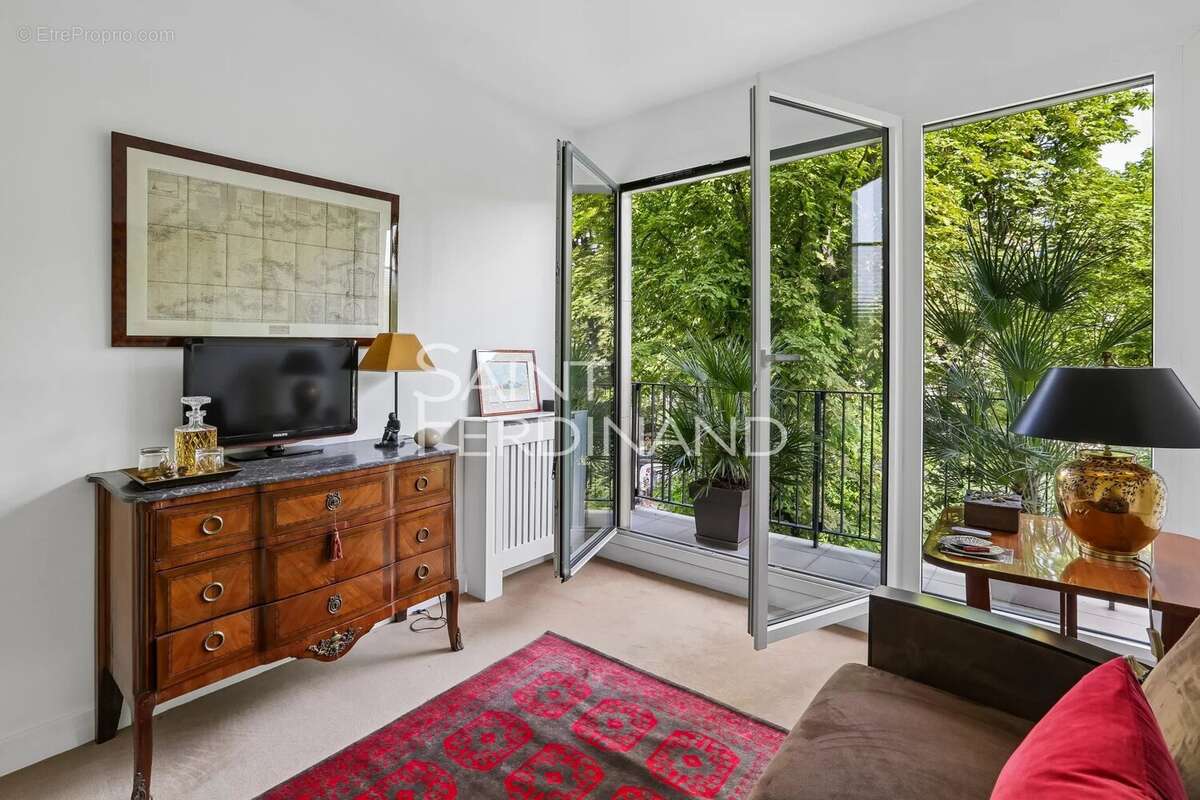 Neuilly Château 2 chambres Balcon - photo 7