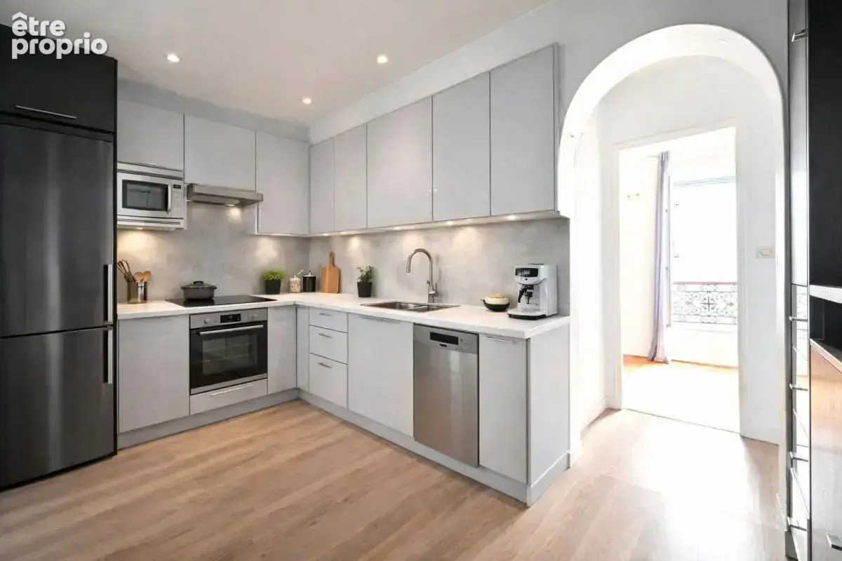 Appartement À Vendre - photo 2