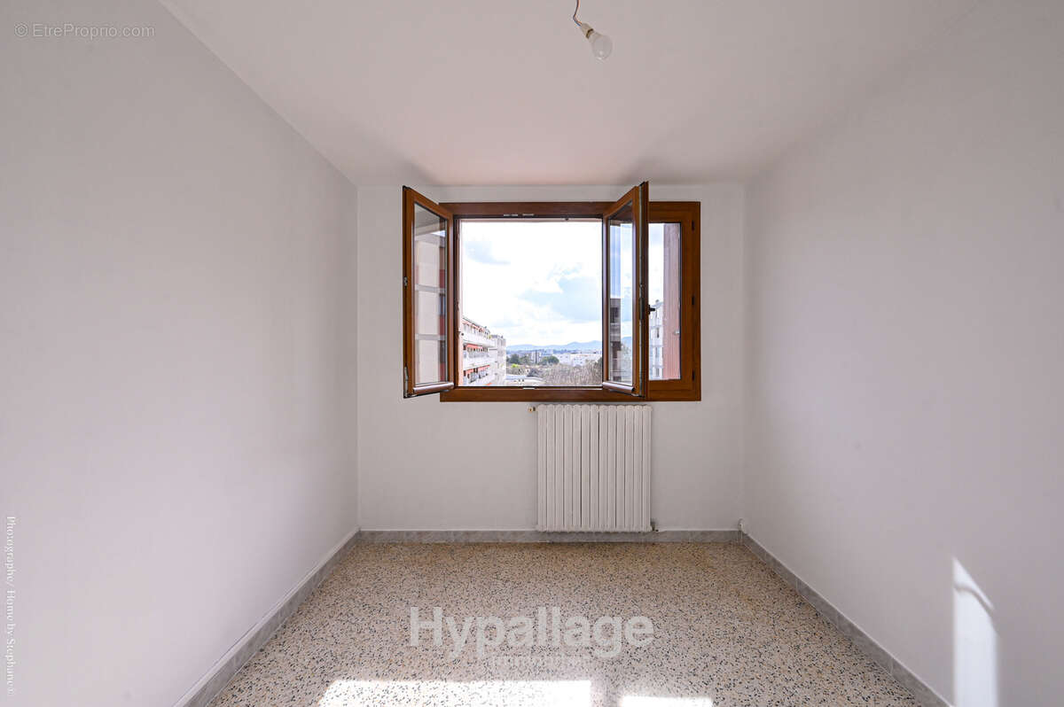 Appartement à MARSEILLE-13E