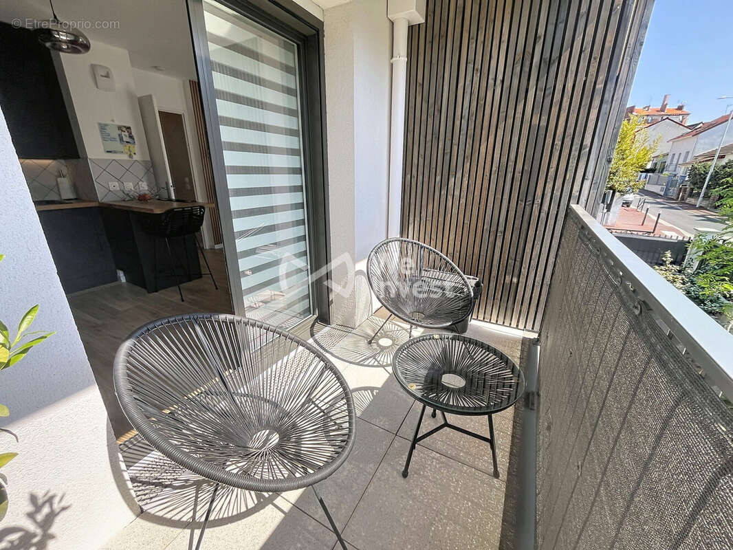 Appartement à NANTERRE