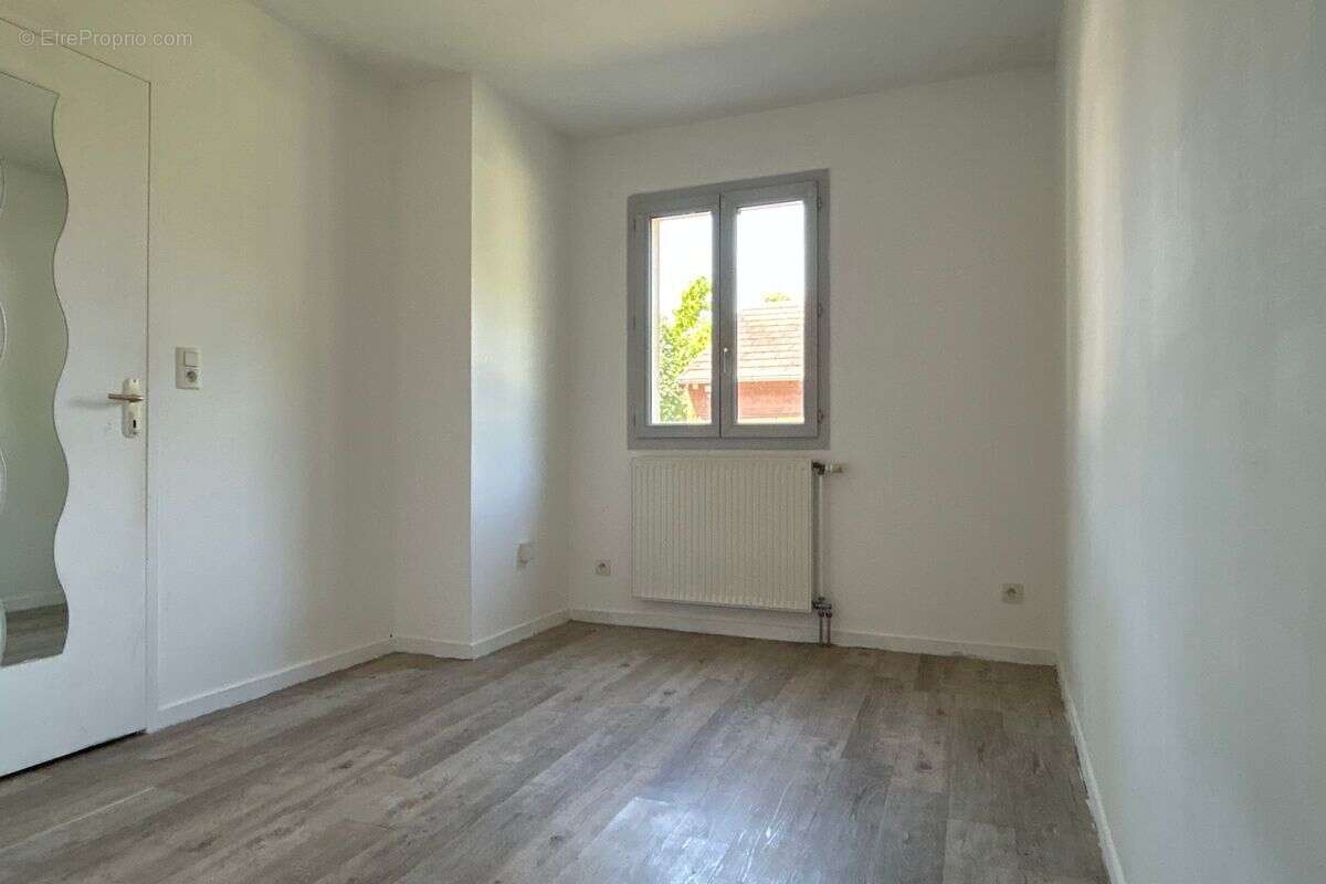 Maison à TOUCY