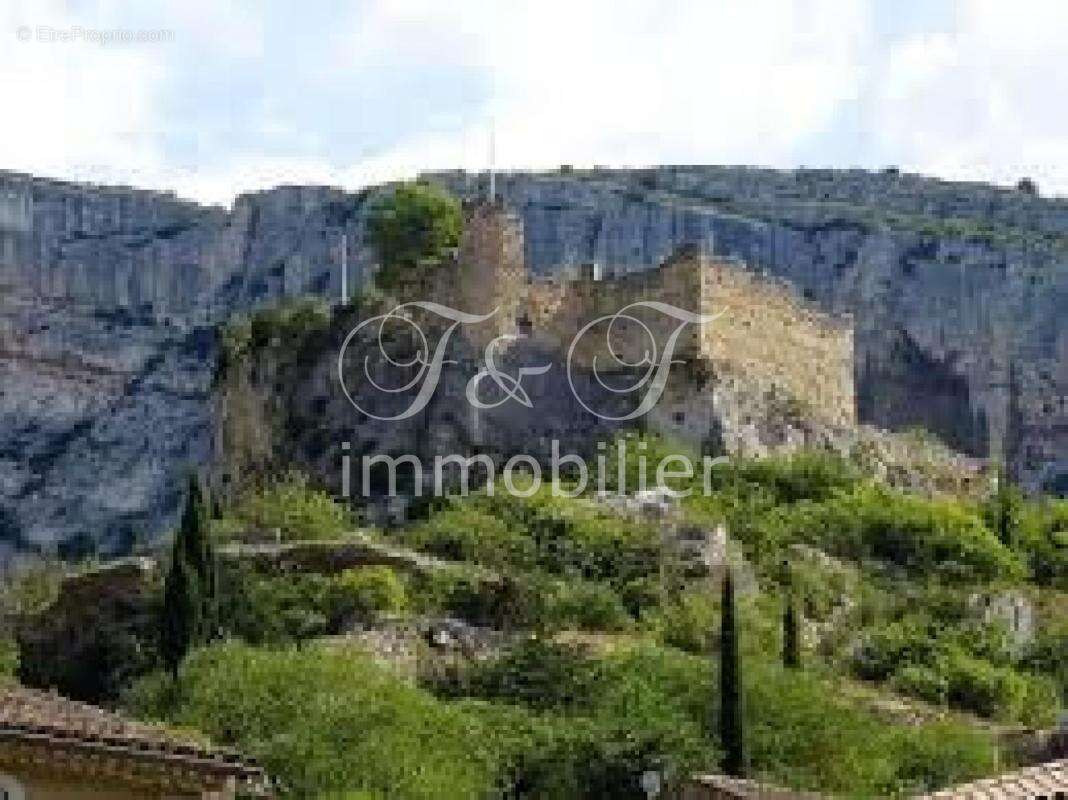 Terrain à FONTAINE-DE-VAUCLUSE