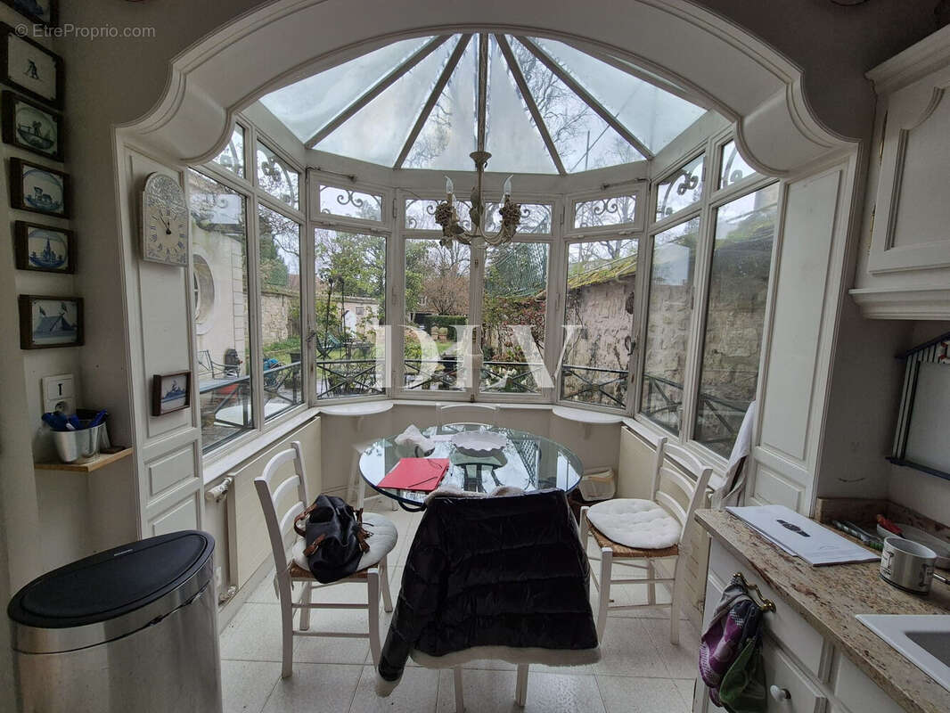 Maison à FONTAINEBLEAU