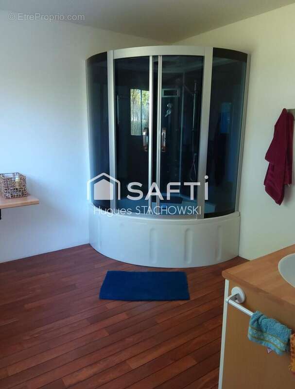 Photo 9 - Maison à THEHILLAC