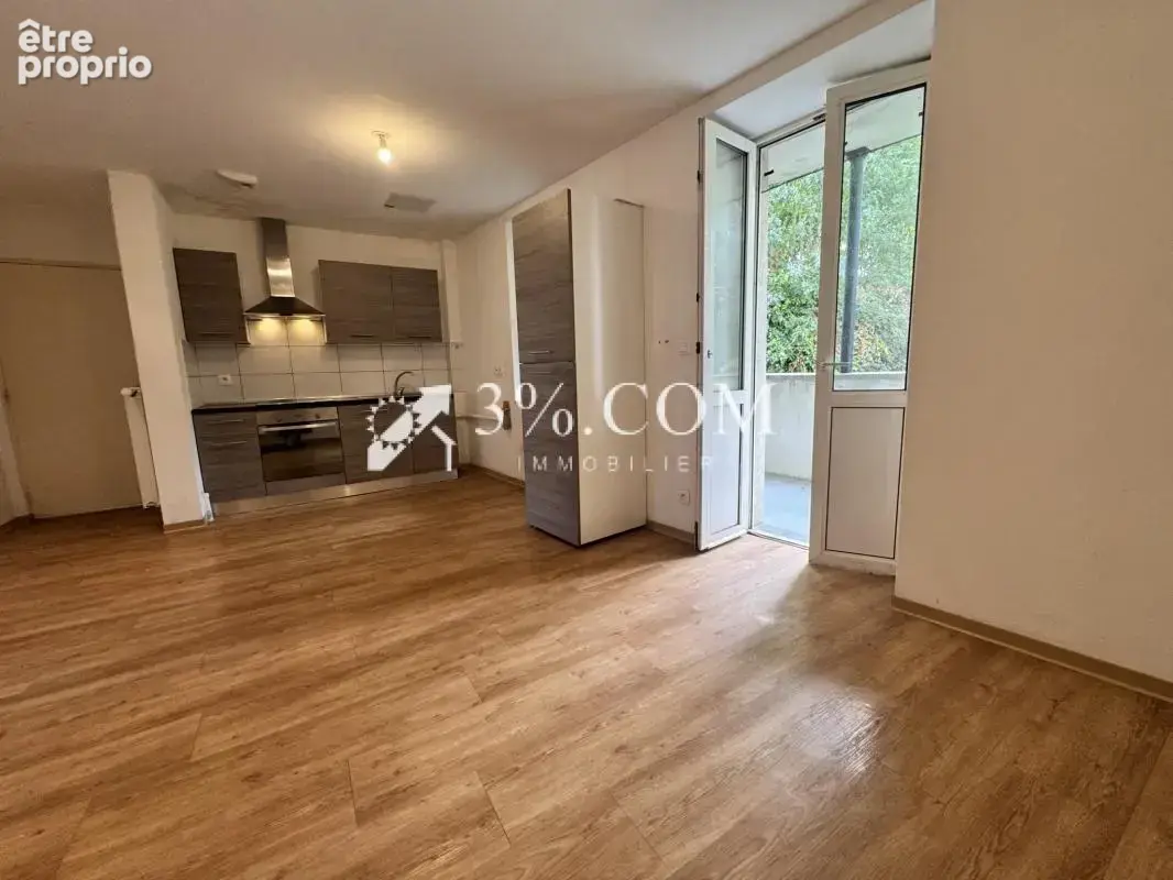 3%COM  Bel appartement F4 avec 3 chambres - balcon - parking - photo 11