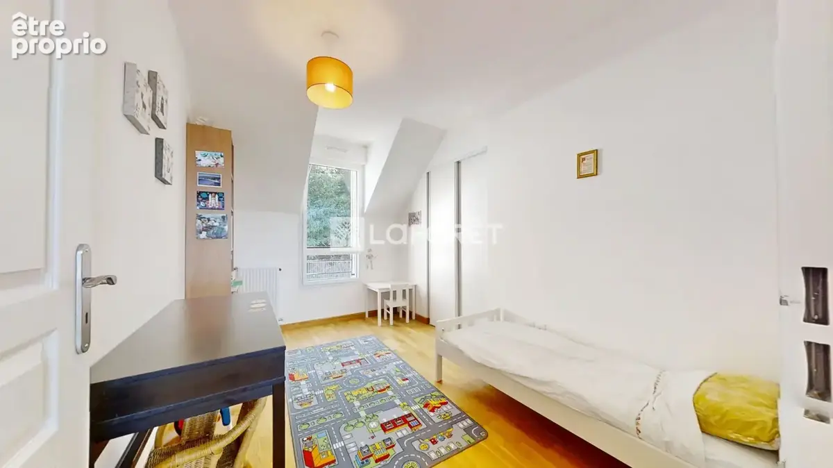 Appartement Viroflay 4 pièce(s) 82.84 m2 - photo 11