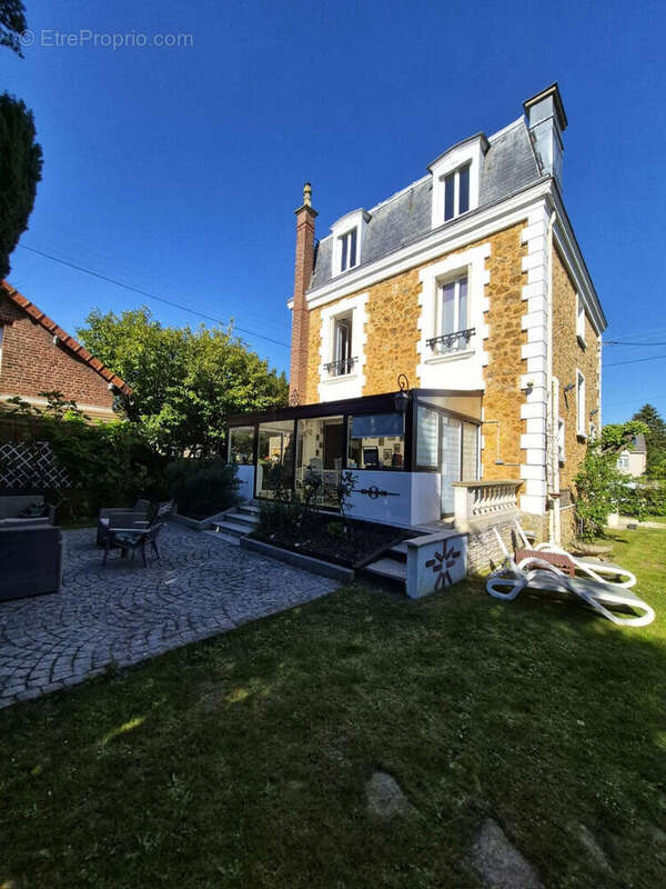 Maison à TAVERNY