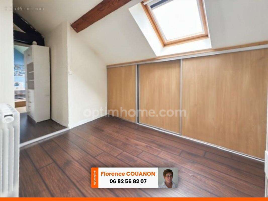 DUPLEX de 80 m². 4 pièces à DOURDAN Centre ville - photo 7