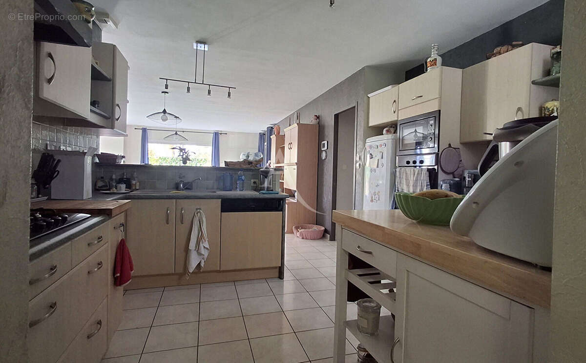 Maison à SAINTE-SOULLE