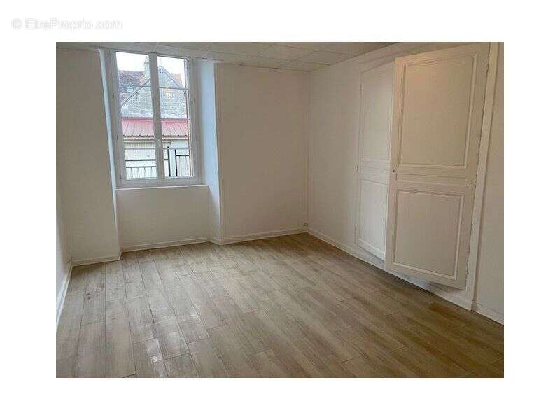 Appartement à SENS