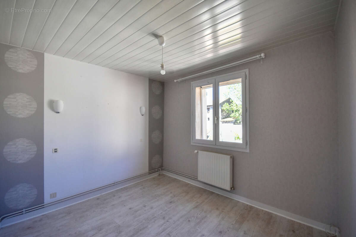 Maison à BOURNONCLE-SAINT-PIERRE