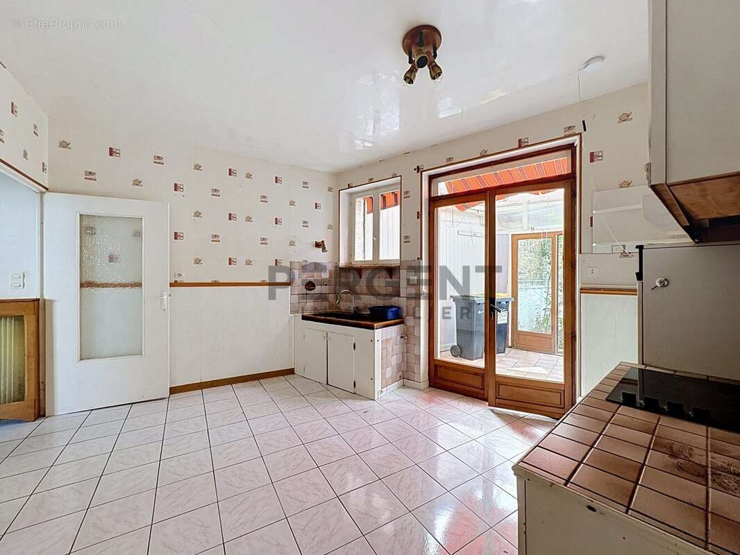 Maison 91 m² à Charleville-Mezieres  - photo 3