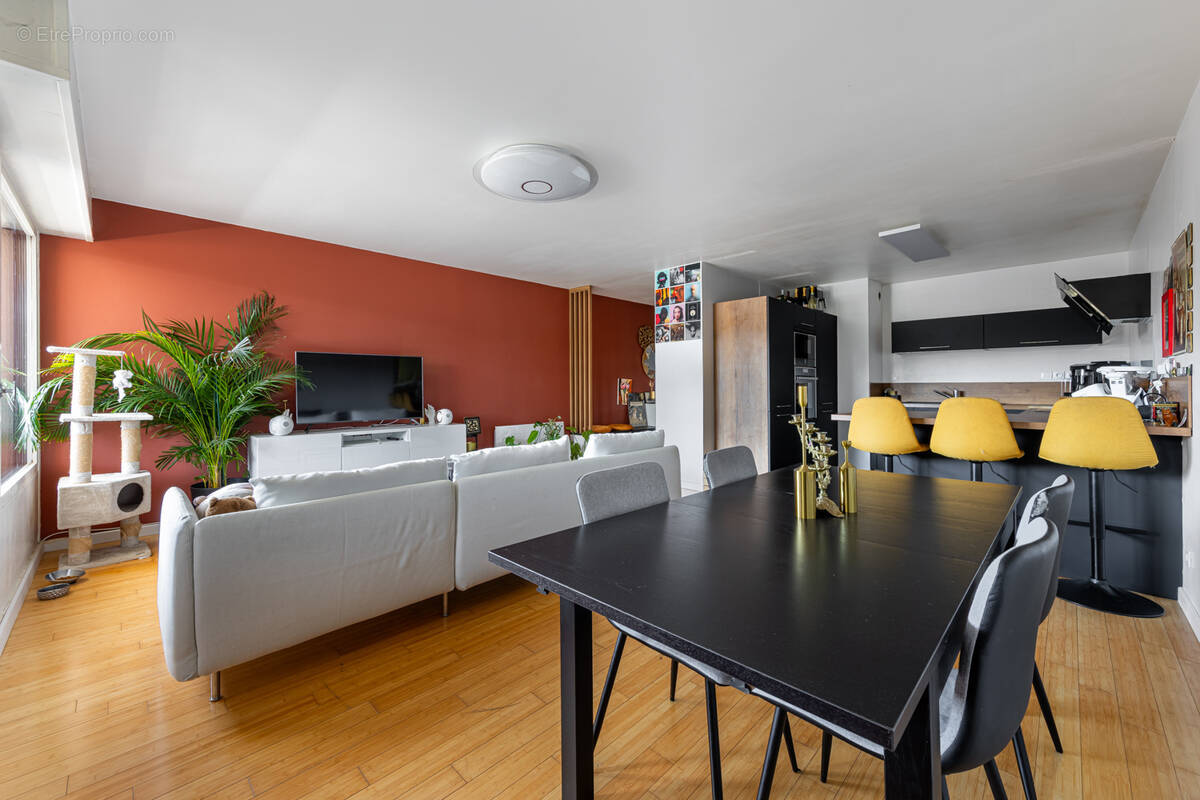 Appartement à POISY