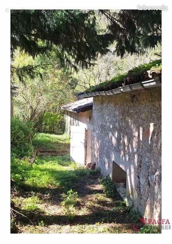 Ancienne usine 1800 m² à réinventer - photo 13
