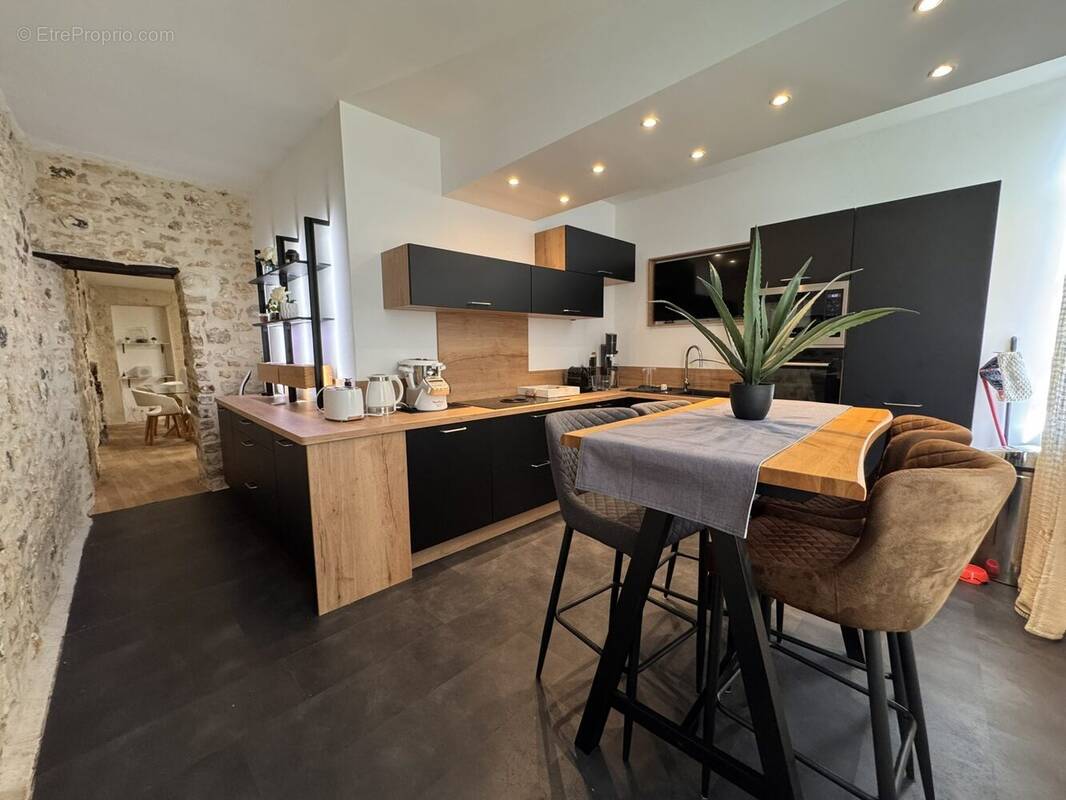 Appartement à SAINTES